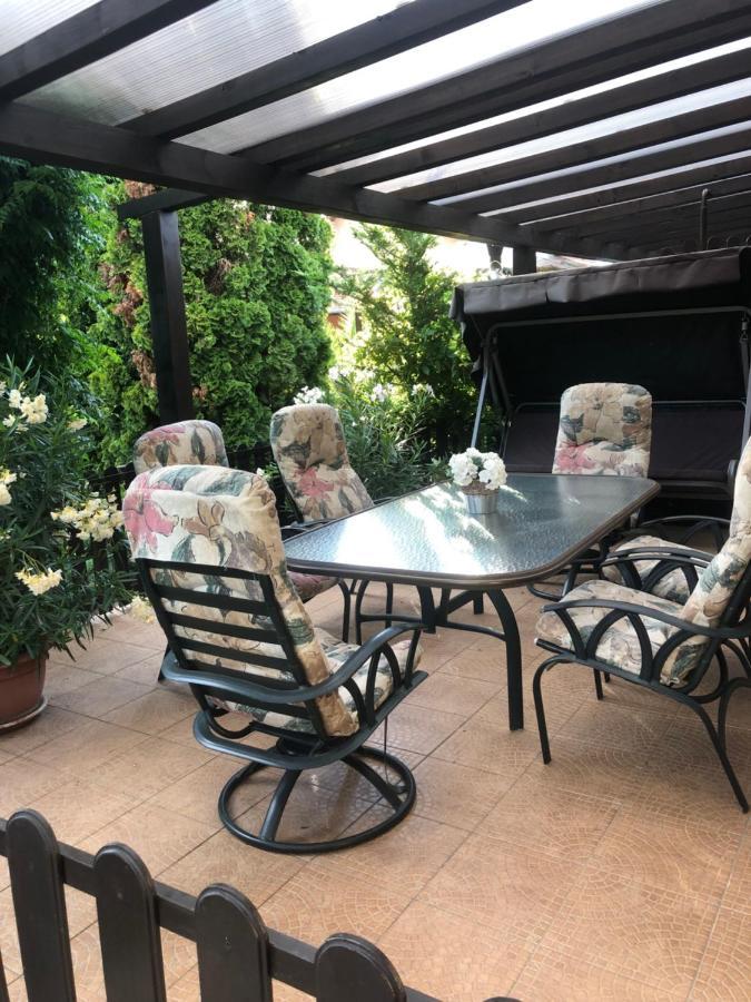Oeroekzoeld Apartmanok Balatonfenyves Dış mekan fotoğraf